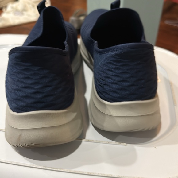 Skechers hands free sneakers - Picture 3 of 9